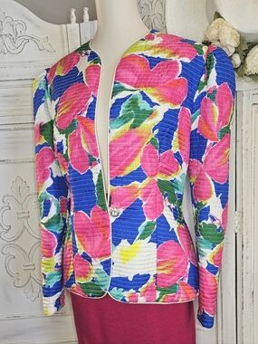 Vintage Karen Lawrence by Matthew Tropical Floral Print Quilted Jacket Blazer